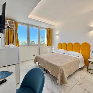 Romano'S Luxury Stay B&B Bari